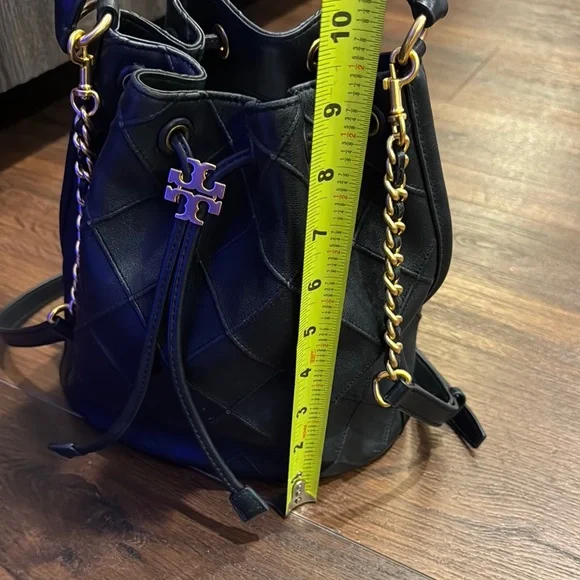 Tory Burch Pre Owned Black Fleming Soft Leather Bucket Bag with short/long strap - Picture 10 of 14